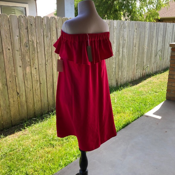 NWT Chelsea28 Off the shoulder crepe dress - Picture 4 of 4